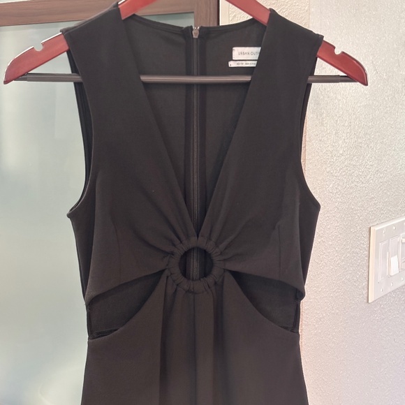 Urban Outfitters O-Ring Cutout Jumpsuit - Black XS - Picture 7 of 10